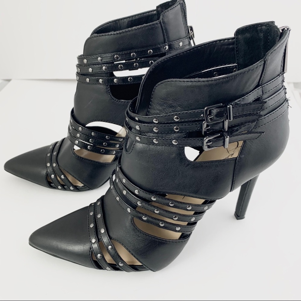 CARLIN Pump by Jessica Simpson